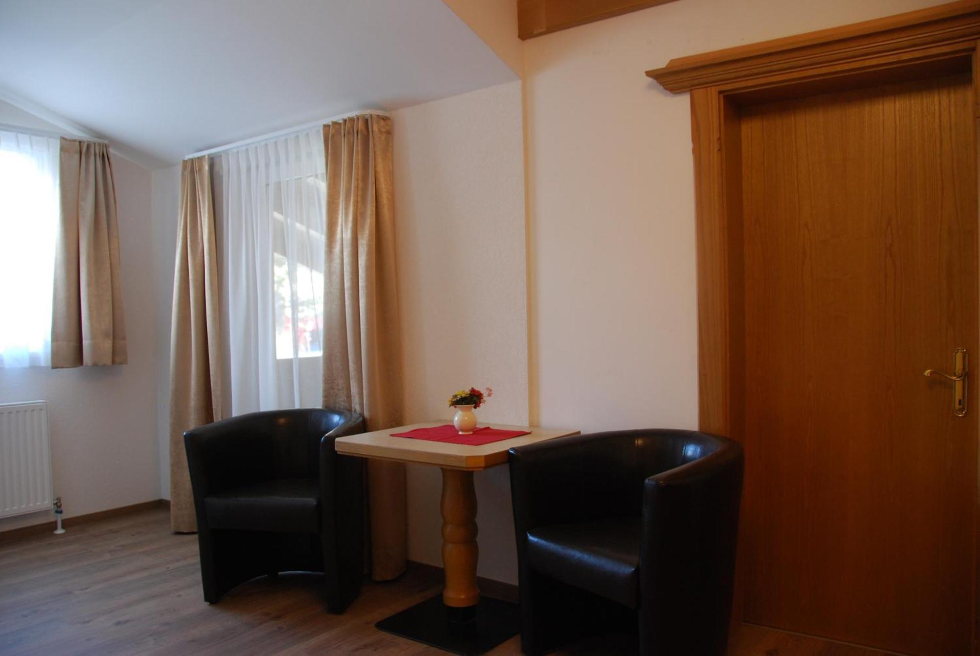 Alpenhotel Regina Наудерс Номер фото
