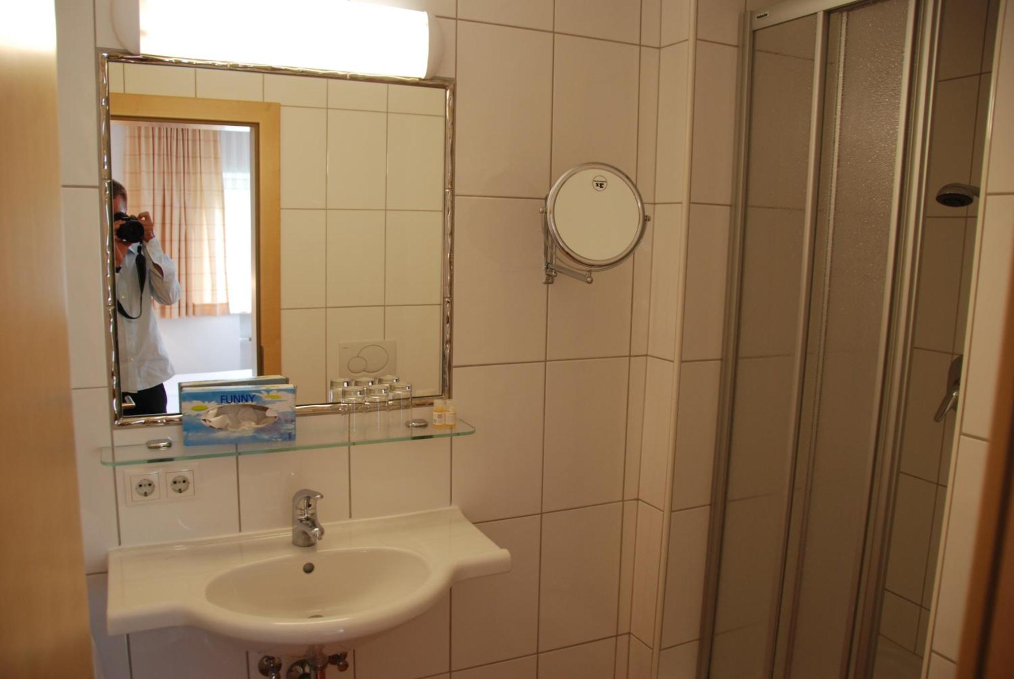 Alpenhotel Regina Наудерс Номер фото